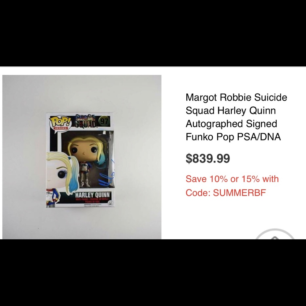 Funko Autographed HARLEY QUINN & Hoodie - Picture 5 of 10